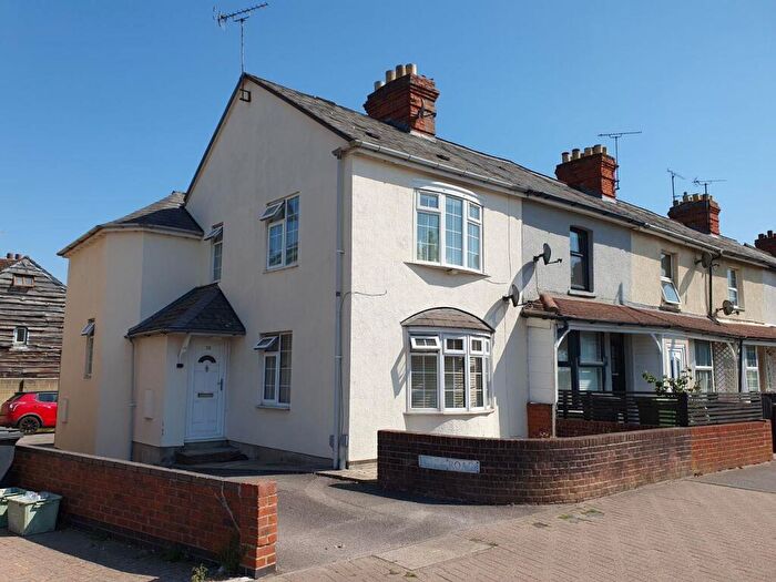 1 Bedroom Flat To Rent In Kings Road, Newbury, Berkshire, RG14