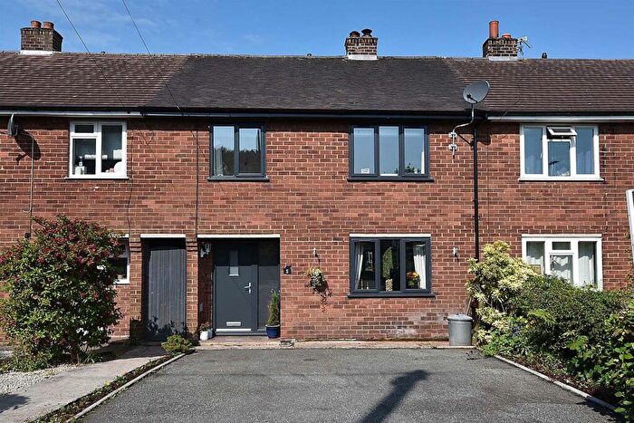 3 Bedroom Terraced House To Rent In Cliff Lane, Macclesfield, SK10