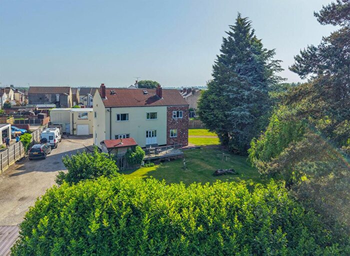 4 Bedroom Detached House For Sale In Market Street, Clay Cross, S45