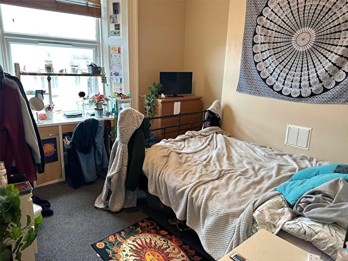 2 Bedroom Apartment To Rent In Cheltenham Road, Bristol, BS6