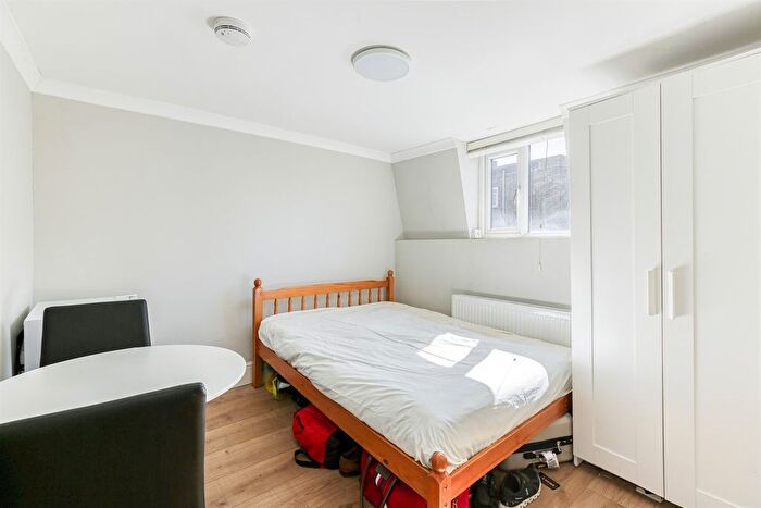 Studio To Rent In Leigh Street, WC1H