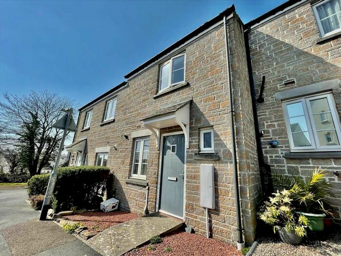 2 Bedroom Property To Rent In Meadow Drive, Pillmere, Saltash, Saltash, PL12
