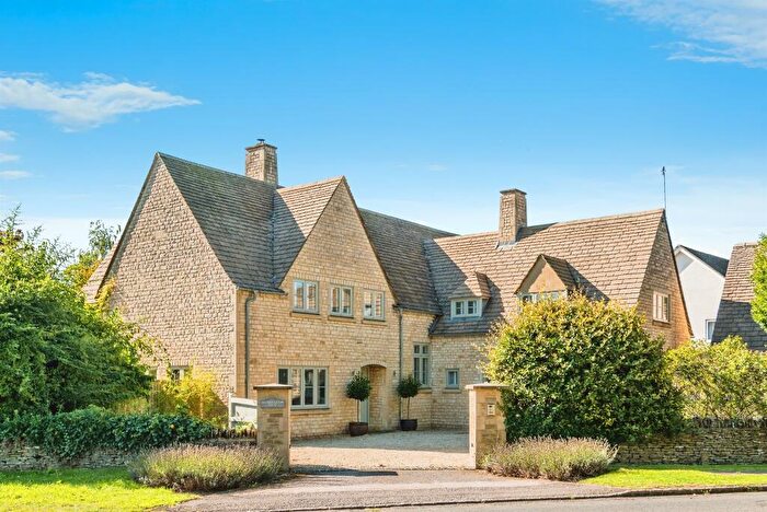 6 Bedroom Detached House For Sale In Middletown, Hailey, Witney, OX29