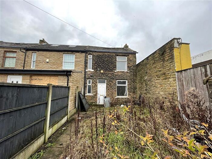 1 Bedroom Terraced House For Sale In Tamworth Street, Bradford, West Yorkshire, BD4
