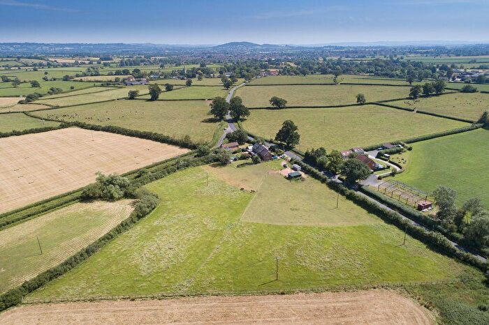 4 Bedroom Semi Detached House For Sale In Milton On Stour, Land, Equestrian, SP8