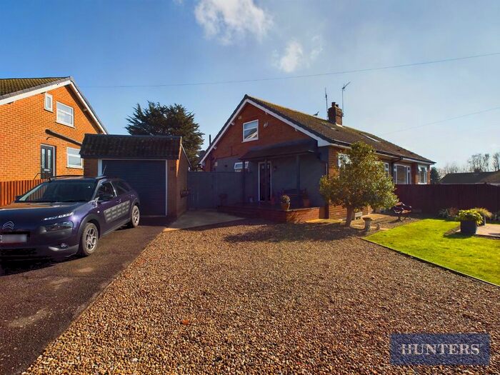 3 Bedroom Semi-Detached Bungalow For Sale In Lodge Gardens, Gristhorpe, Filey, YO14