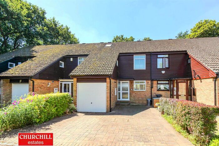 4 Bedroom Terraced House To Rent In Heatherwood Close, London, E12