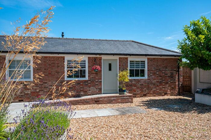 3 Bedroom Semi-Detached Bungalow For Sale In Old Park Mews, Rusper, RH12