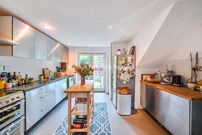 3 Bedroom House To Rent In Faunce Street, London, SE17