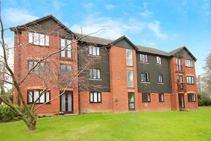 1 Bedroom Flat To Rent In Tippett Court London Road, Stevenage, Hertfordshire, SG1