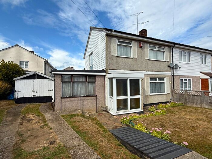 4 Bedroom Semi-Detached House For Sale In Stanley Way, Orpington, BR5