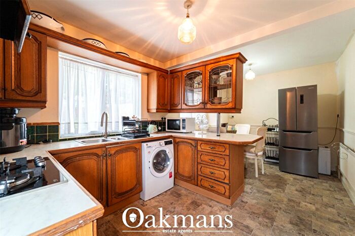 3 Bedroom End Of Terrace House For Sale In Chinn Brook Road, Birmingham, West Midlands, B13