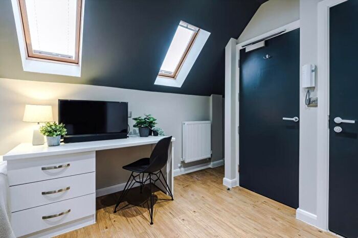 1 Bedroom Flat To Rent In Upper New Walk, Leicester, LE1