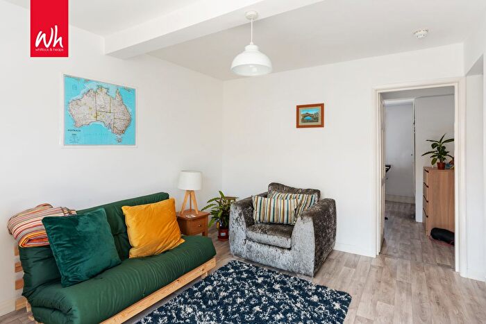 1 Bedroom Flat For Sale In Lansdowne Street, Hove, BN3