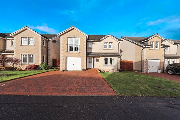 4 Bedroom Detached House For Sale In , Muir Place, Lochgelly, KY5