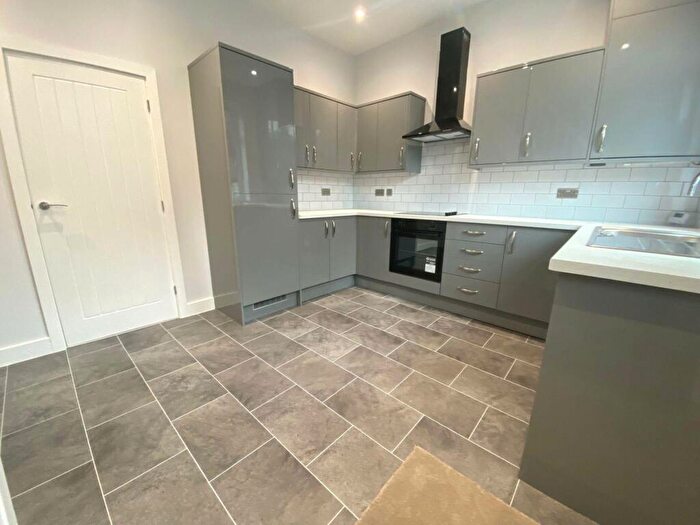 2 Bedroom Terraced House To Rent In Oxford Street, Shaw, OL2