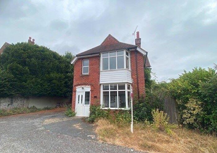 4 Bedroom Detached House For Sale In Elm Bank, Durrington Hill, Worthing, BN13
