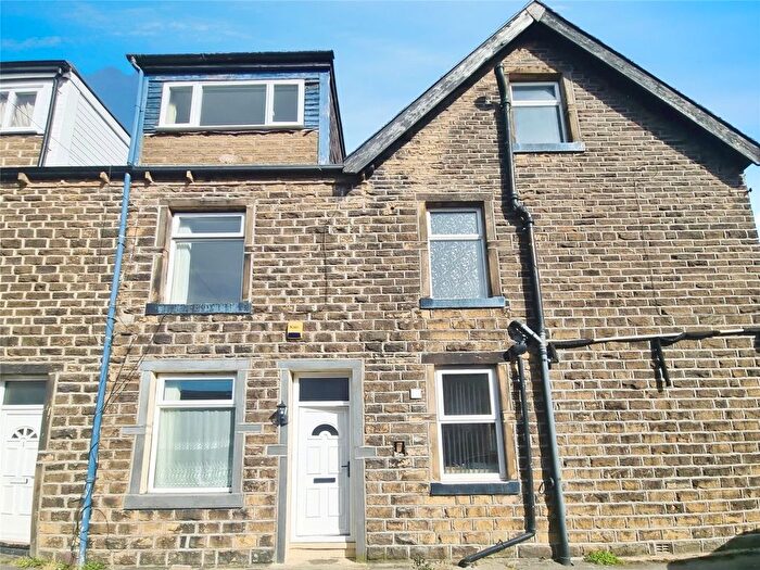 4 Bedroom Terraced House To Rent In River Street, Keighley, West Yorkshire, BD21