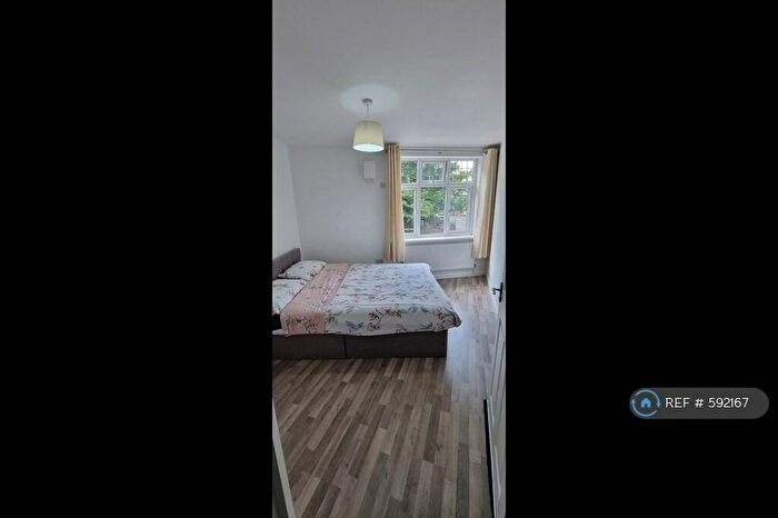 1 Bedroom Flat To Rent In Marlborough Road, Gillingham, ME7
