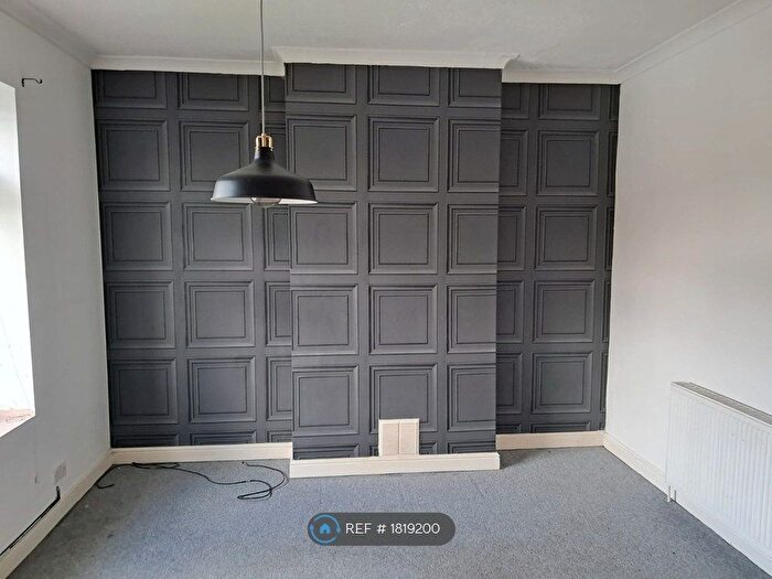 1 Bedroom Flat To Rent In Ackworth, Ackworth, WF7