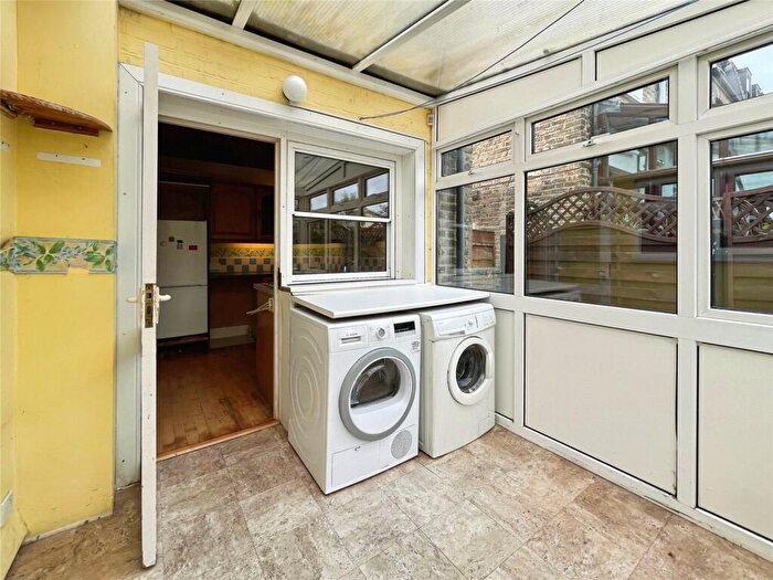 3 Bedroom End Of Terrace House For Sale In Elibank Road, London, SE9