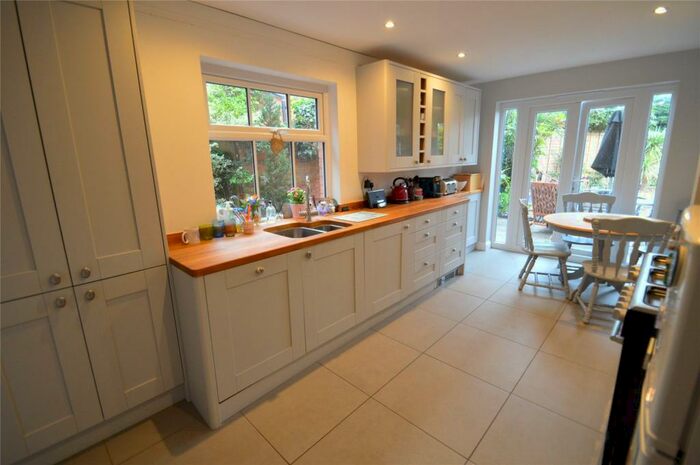 3 Bedroom End Of Terrace House To Rent In Evesham Street, Alcester, B49