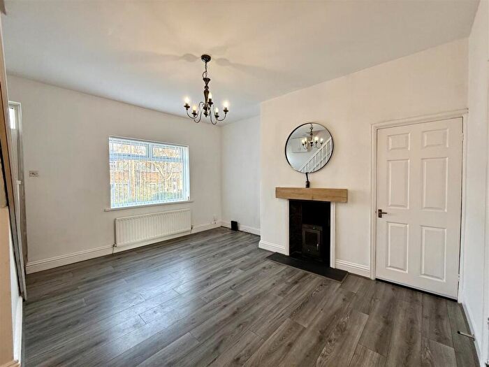 2 Bedroom Terraced House To Rent In Glencoe Terrace, Rowlands Gill, NE39