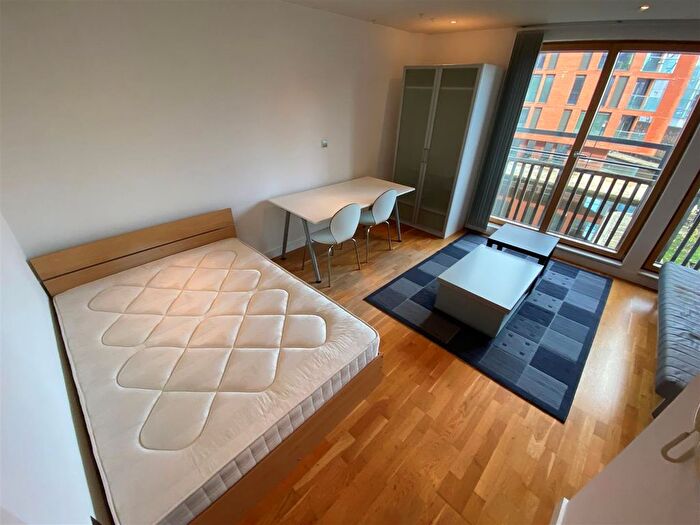 Studio To Rent In Vantage Quay, Brewer Street, Piccadilly, M1