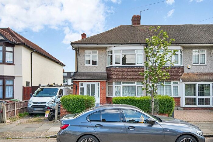 3 Bedroom End Of Terrace House For Sale In Morley Road, Chadwell Heath, RM6
