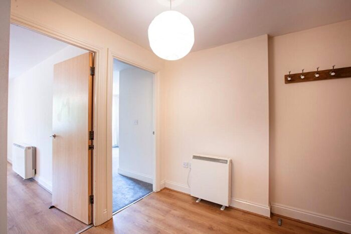 1 Bedroom Apartment For Sale In Walsworth Road, Hitchin, SG4