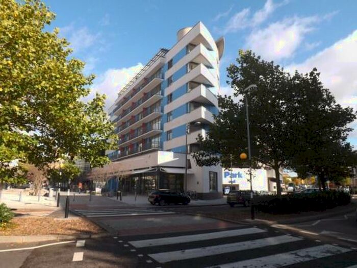 1 Bedroom Apartment To Rent In Waverley House, Cathedral Walk, Bristol Harbouside., BS1