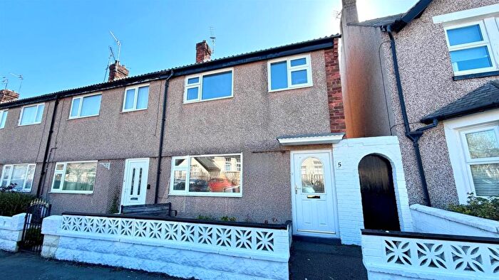 3 Bedroom End Of Terrace House For Sale In Knowles Road, Llandudno, LL30
