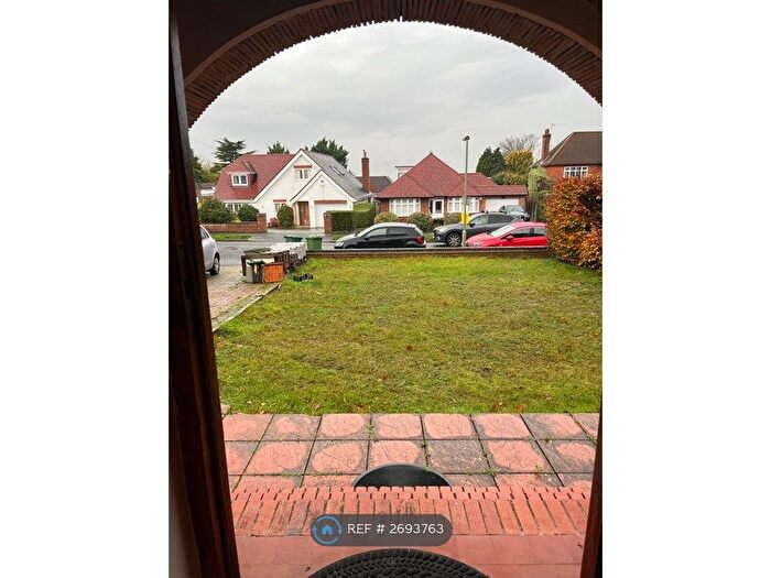 5 Bedroom Detached House To Rent In Ruden Way, Epsom, KT17