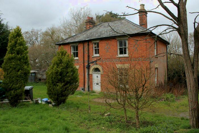 3 Bedroom Detached House For Sale In Kingsmead, Stanford Dingley, RG7