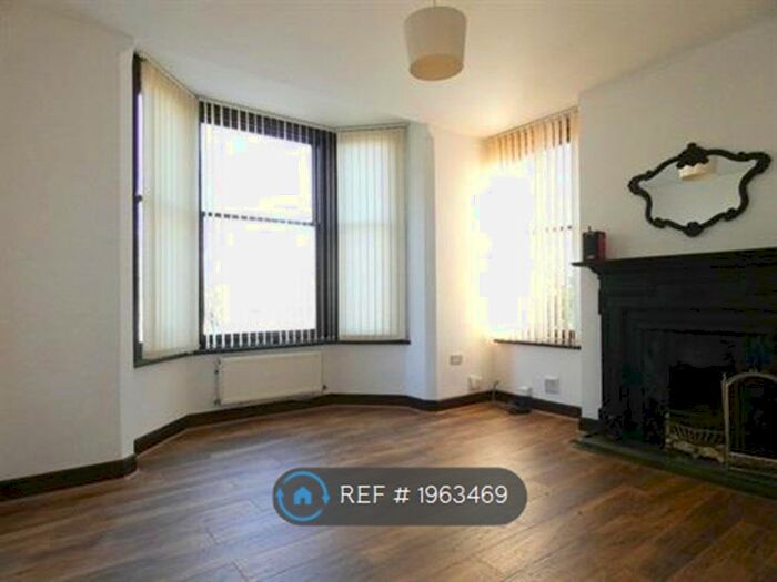 1 Bedroom Flat To Rent In Hartshill House, Stoke-On-Trent, ST4