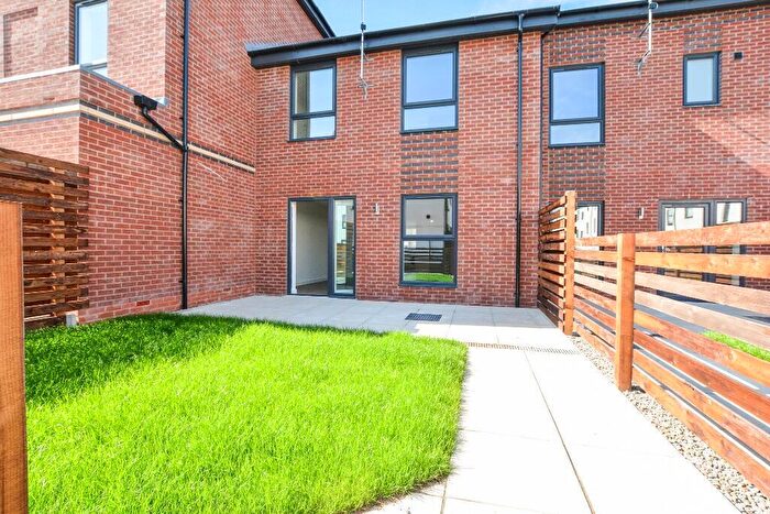 3 Bedroom House To Rent In High Park Street, Liverpool, Merseyside, L8