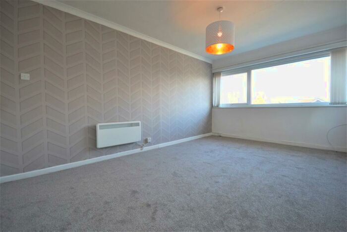 2 Bedroom Apartment To Rent In Arundel Avenue, Hazel Grove, SK7