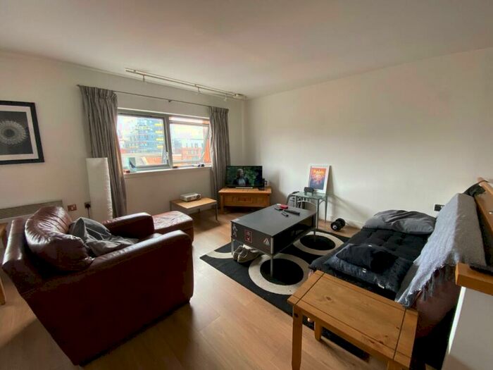 2 Bedroom Flat To Rent In The Sorting House, Newton Street, Manchester, M1