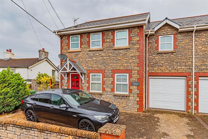 3 Bedroom Semi-Detached House To Rent In Groesfaen, Pontyclun, CF72