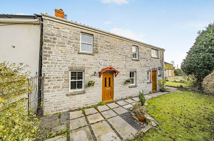 3 Bedroom Cottage For Sale In High Street, Street, BA16