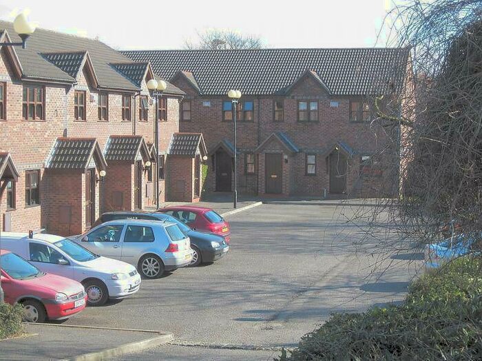 1 Bedroom Flat To Rent In Ella Dene Park, Manchester, M21