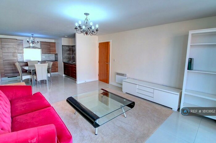 2 Bedroom Flat To Rent In Colombo, Gateshead, NE8