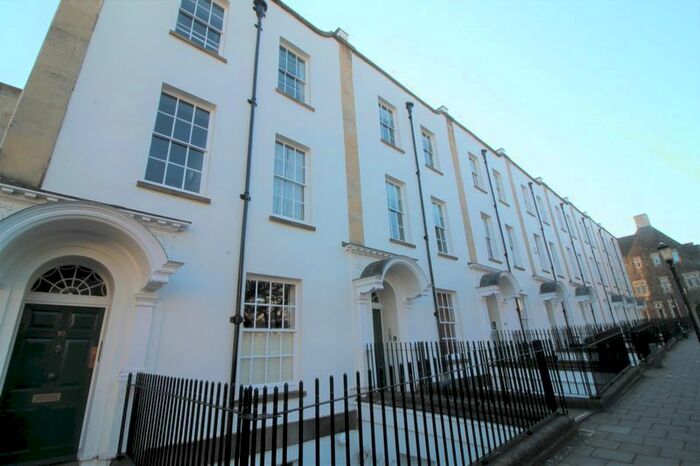 1 Bedroom Flat To Rent In Park Place, Clifton, Bristol, BS8