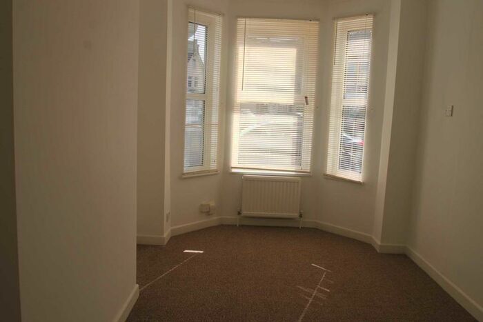 4 Bedroom Terraced House To Rent In Newly Refurbished- Bed With Bathrooms- Liverpool Road, Reading, RG1