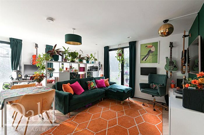 1 Bedroom Flat For Sale In Bell Foundry Close, Croydon, CR0