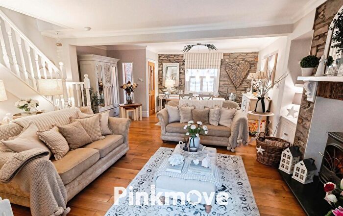 3 Bedroom Terraced House For Sale In Tredegar Street, Rhiwderin, Newport, NP10