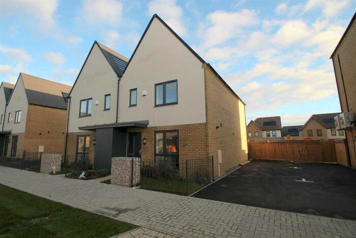 3 Bedroom Semi-Detached House To Rent In Bronte Avenue, Milton Keynes, MK4