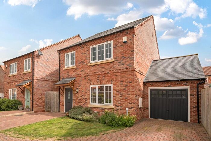 4 Bedroom Detached House For Sale In Laurels Farm Drive, Church Fenton, Tadcaster, North Yorkshire, LS24