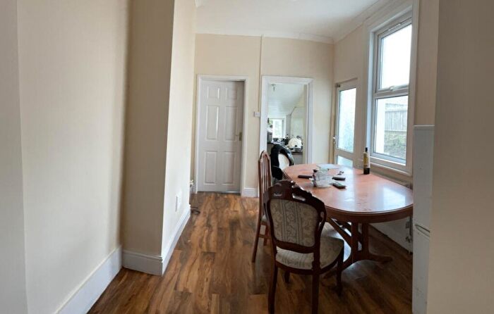 5 Bedroom House To Rent In Downend Road, Bristol, BS16