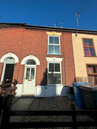 3 Bedroom Terraced House To Rent In Bull Close Road, Norwich, NR3